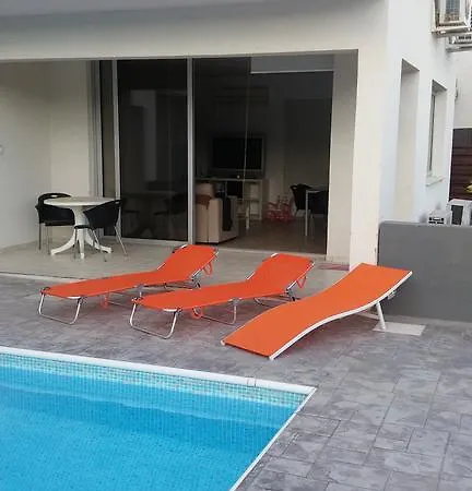 Apartman Palms Alethrikó