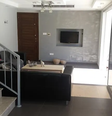 Apartment Palms Alethriko