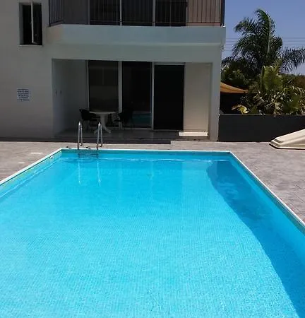 Apartment Palms Alethriko